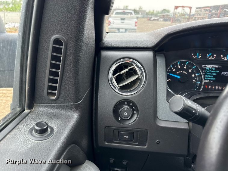 image for item DY8055 2014 Ford F150 SuperCab pickup truck