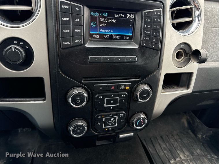 image for item DY8055 2014 Ford F150 SuperCab pickup truck