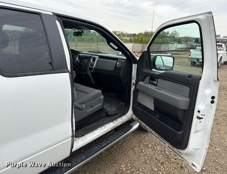 image for item DY8055 2014 Ford F150 SuperCab pickup truck