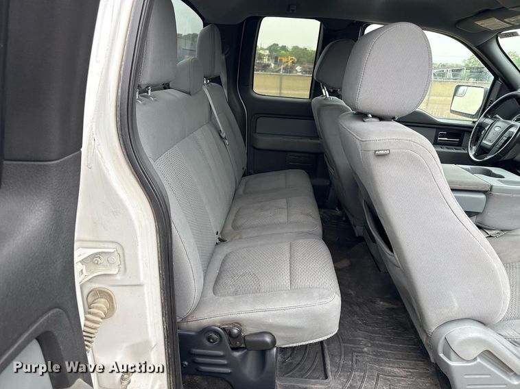 image for item DY8055 2014 Ford F150 SuperCab pickup truck