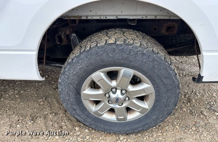 image for item DY8055 2014 Ford F150 SuperCab pickup truck