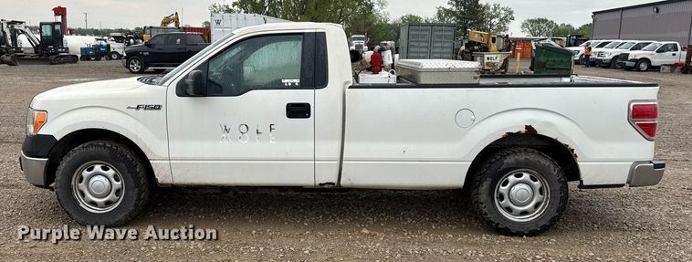 image for item DY8056 2013 Ford F150 pickup truck