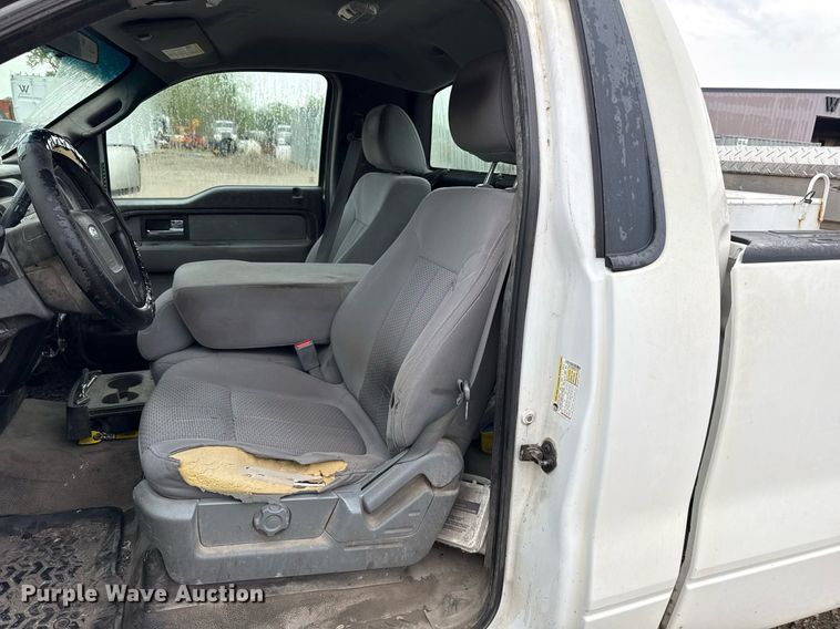 image for item DY8056 2013 Ford F150 pickup truck