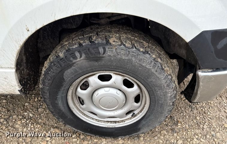 image for item DY8056 2013 Ford F150 pickup truck