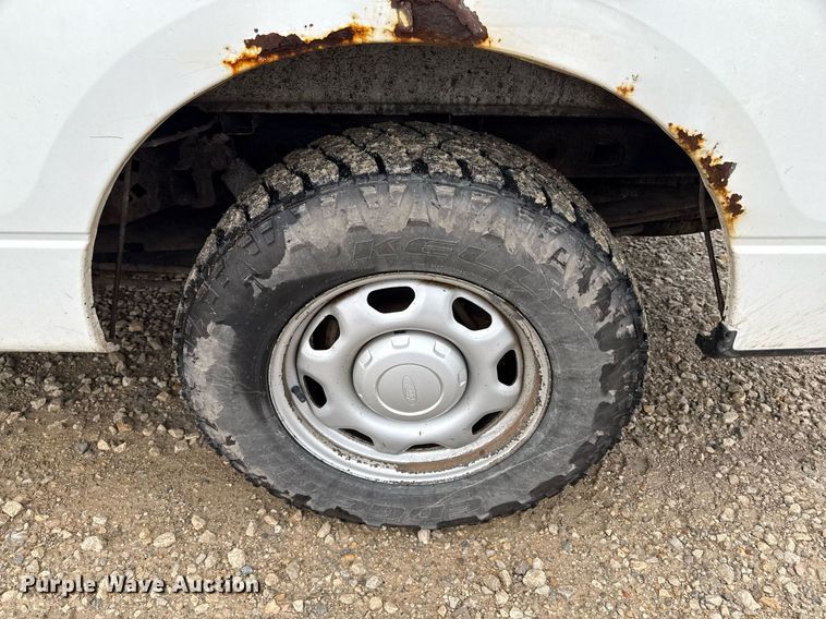 image for item DY8056 2013 Ford F150 pickup truck