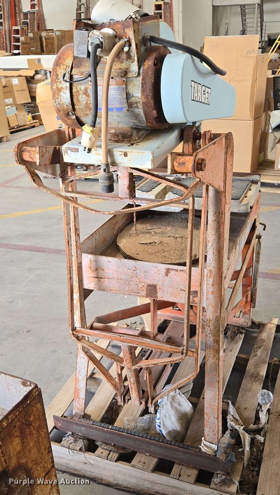 image for item DZ2974 Target masonry saw