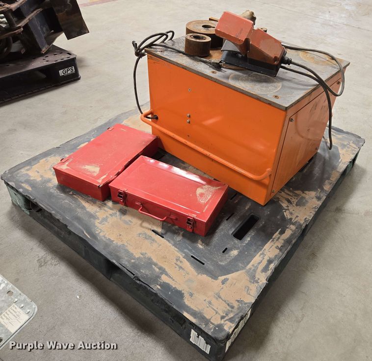 image for item DZ2978 Diamond DBD-32X  portable rebar bender