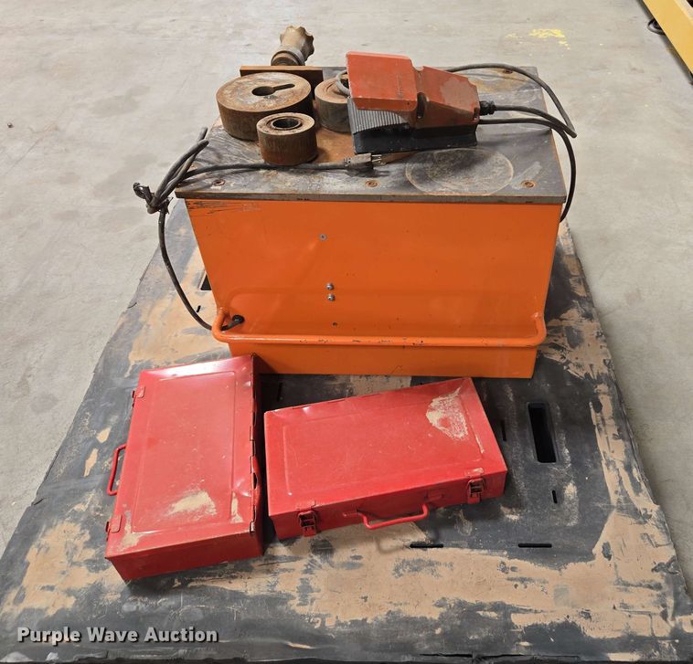 image for item DZ2978 Diamond DBD-32X  portable rebar bender