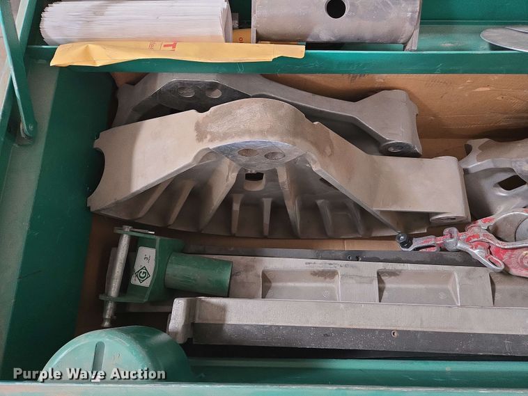 image for item DZ2979 Greenlee 881CT hydraulic one-shot bender