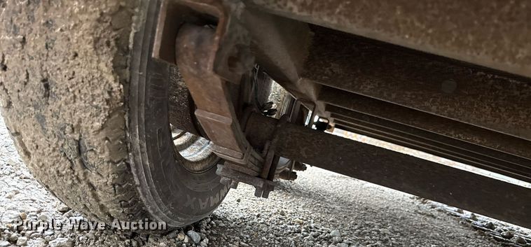 image for item DZ4001 2010 Doo Little enclosed cargo trailer