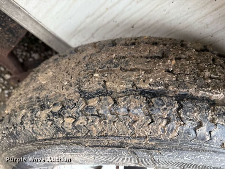 image for item DZ4001 2010 Doo Little enclosed cargo trailer