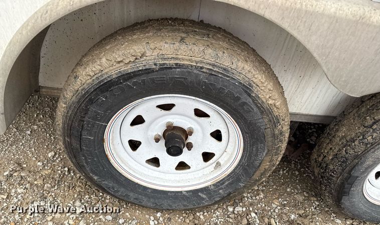 image for item DZ4001 2010 Doo Little enclosed cargo trailer