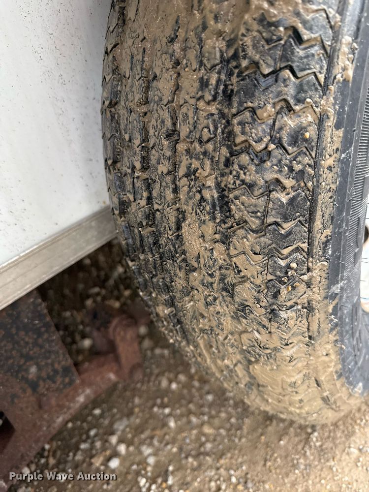 image for item DZ4001 2010 Doo Little enclosed cargo trailer