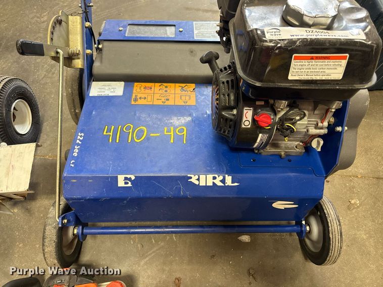 image for item DZ4004 Lawn equipment