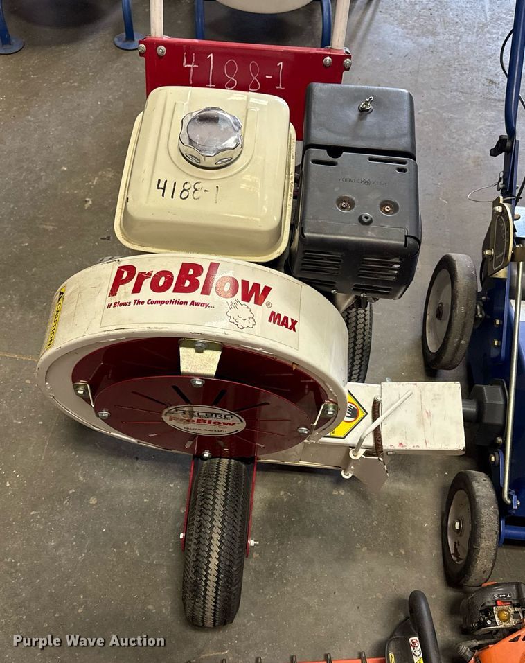 image for item DZ4004 Lawn equipment