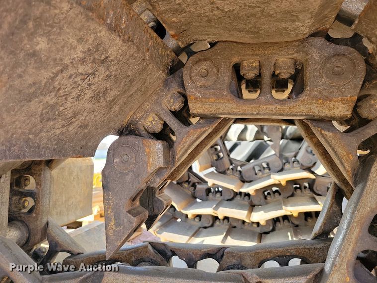 image for item EA2421 Komatsu D61  dozer undercarriage parts