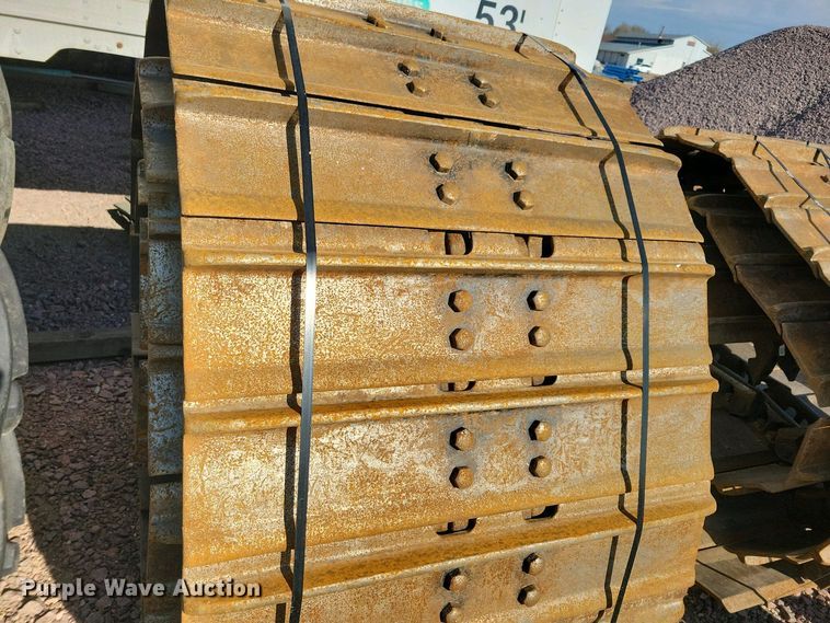 image for item EA2421 Komatsu D61  dozer undercarriage parts