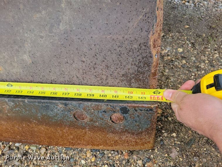 image for item EA2430 2002 John Deere 770CH Series II motor grader