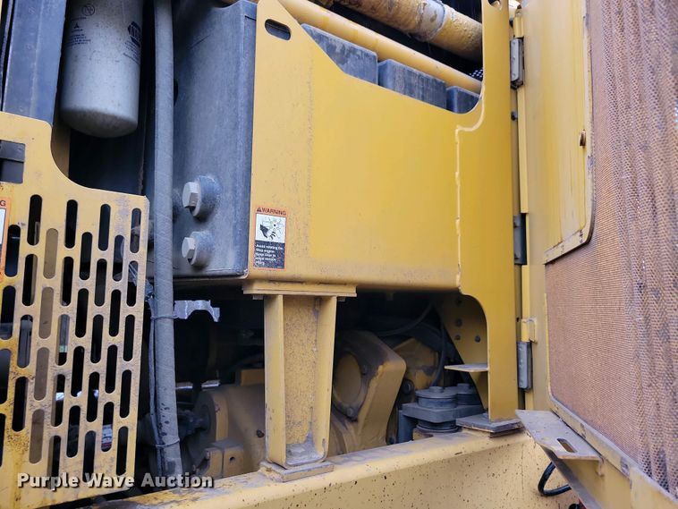 image for item EA2430 2002 John Deere 770CH Series II motor grader