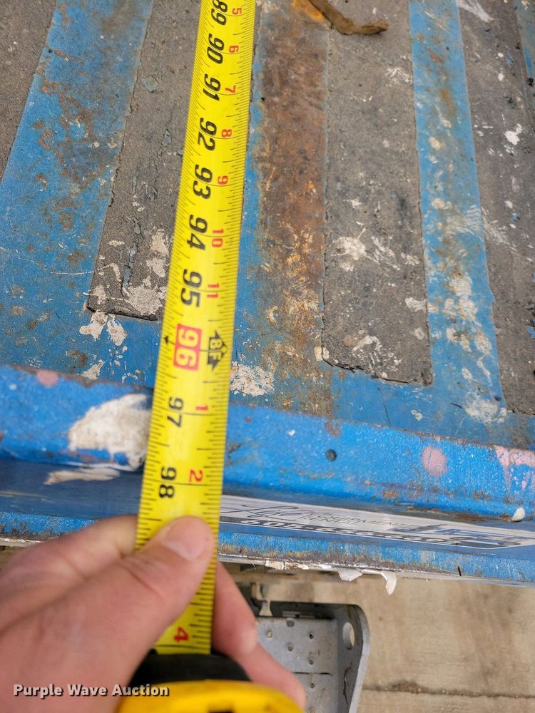 image for item EA2431 2014 Genie GS-1930 scissor lift