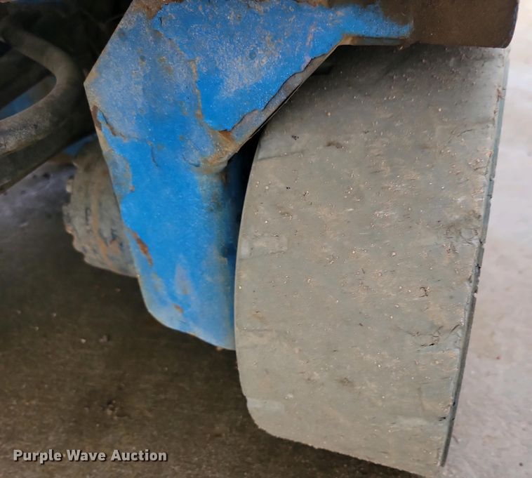 image for item EA2431 2014 Genie GS-1930 scissor lift