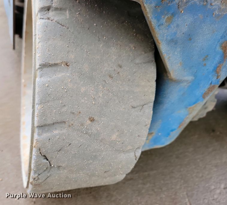 image for item EA2431 2014 Genie GS-1930 scissor lift