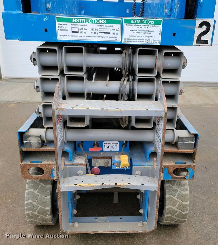 image for item EA2432 2017 Genie GS-1930 scissor lift