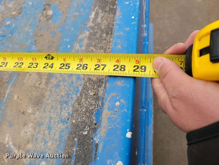 image for item EA2432 2017 Genie GS-1930 scissor lift