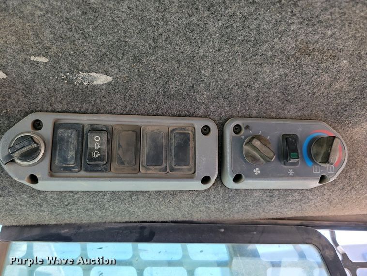 image for item EA2434 2012 Bobcat T190 tracked skid steer loader