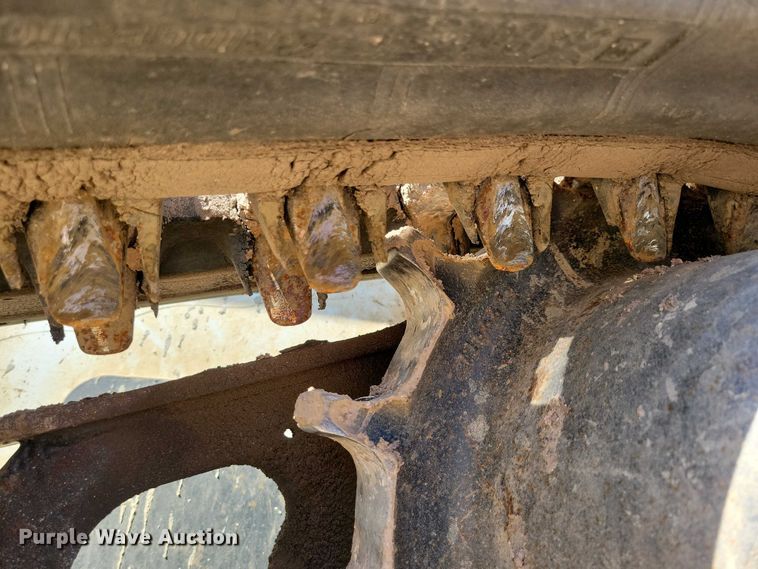 image for item EA2434 2012 Bobcat T190 tracked skid steer loader