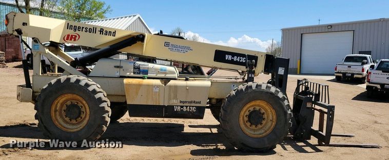 image for item EA2435 2005 Ingersoll Rand VR-843C telehandler