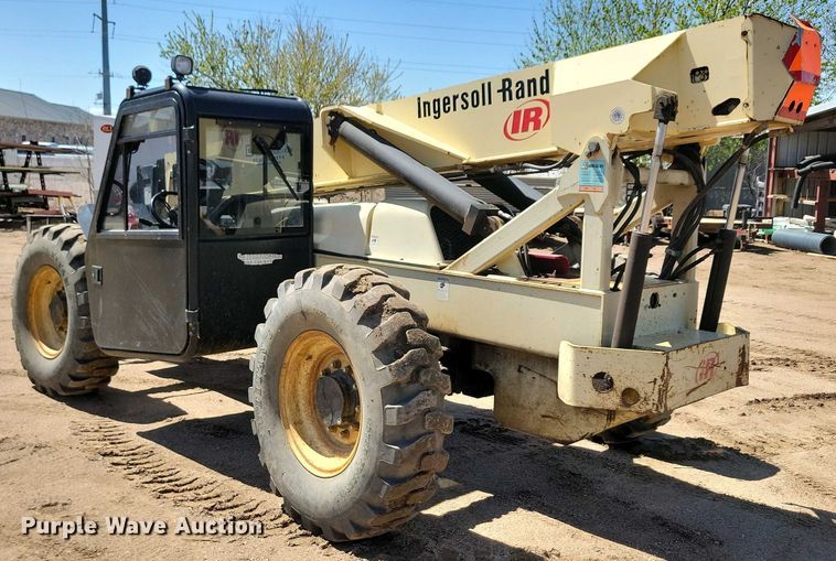 image for item EA2435 2005 Ingersoll Rand VR-843C telehandler