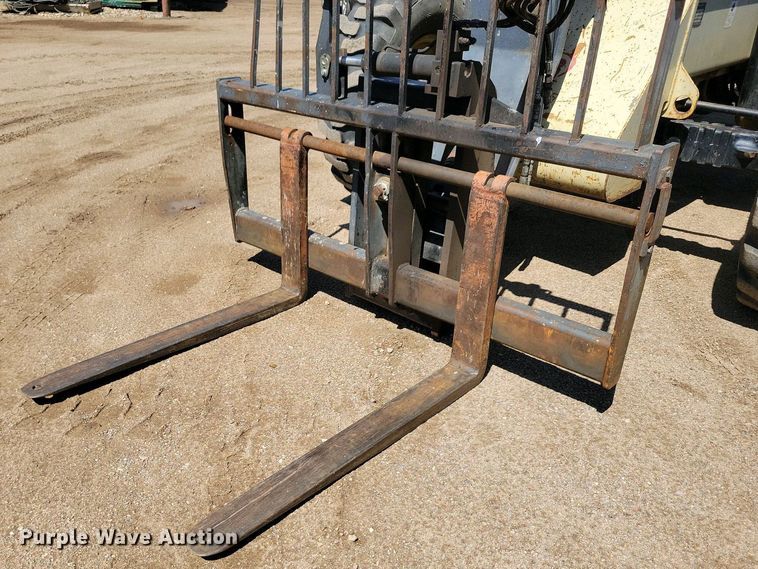 image for item EA2435 2005 Ingersoll Rand VR-843C telehandler