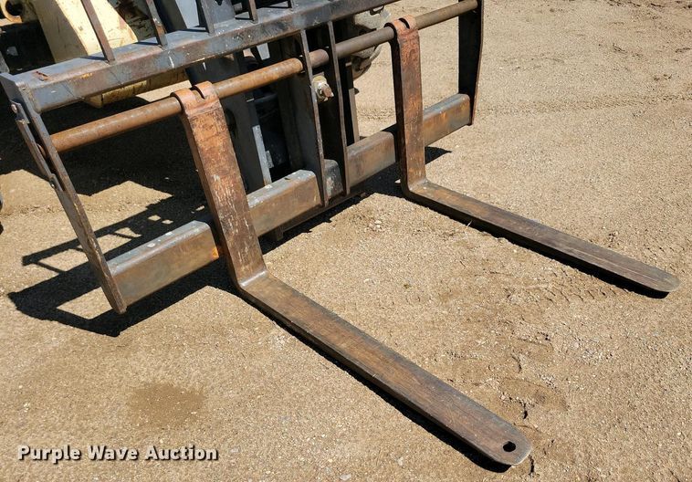 image for item EA2435 2005 Ingersoll Rand VR-843C telehandler