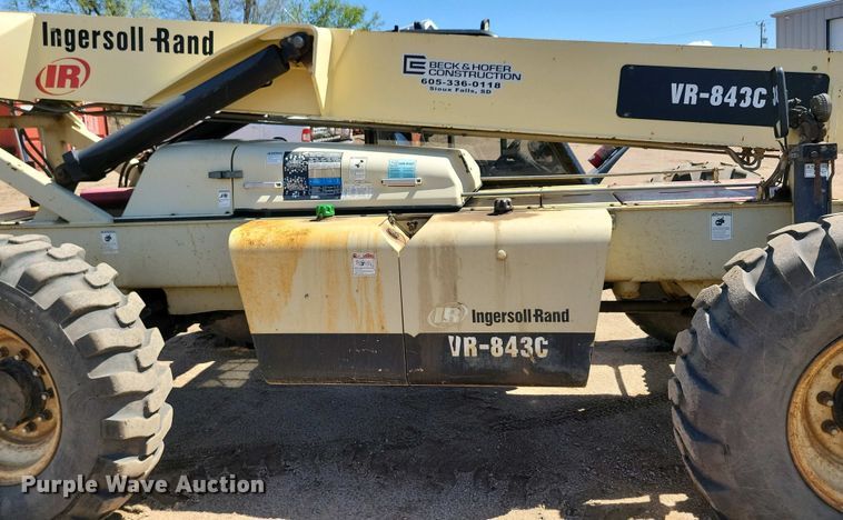 image for item EA2435 2005 Ingersoll Rand VR-843C telehandler