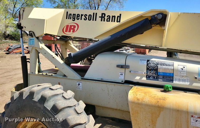 image for item EA2435 2005 Ingersoll Rand VR-843C telehandler