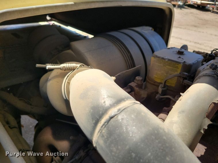 image for item EA2435 2005 Ingersoll Rand VR-843C telehandler