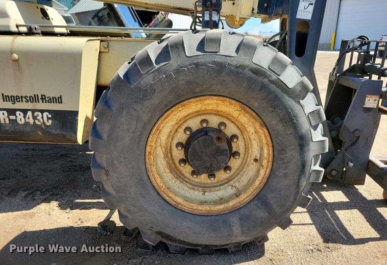 image for item EA2435 2005 Ingersoll Rand VR-843C telehandler