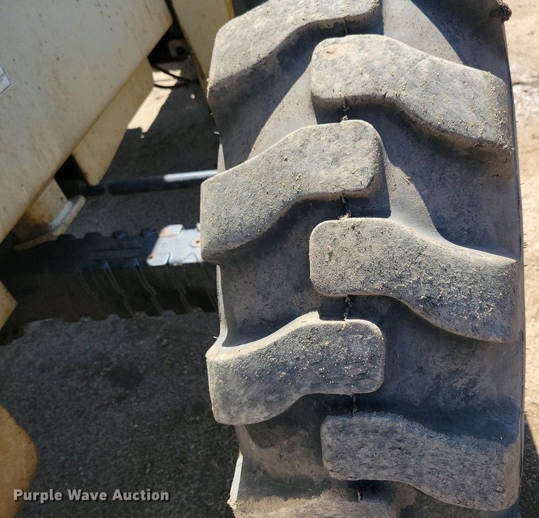 image for item EA2435 2005 Ingersoll Rand VR-843C telehandler