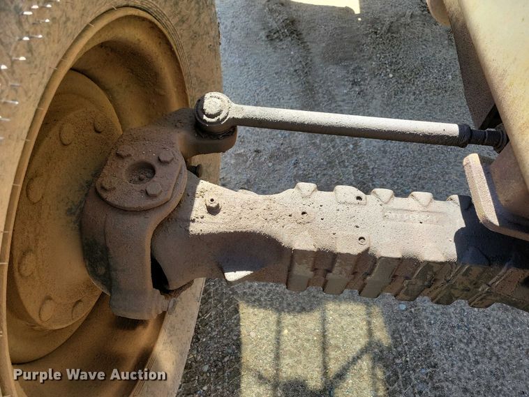 image for item EA2435 2005 Ingersoll Rand VR-843C telehandler