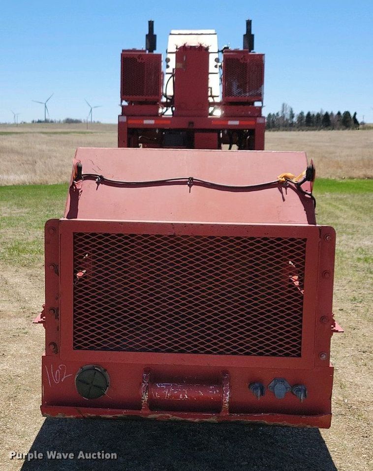 image for item EA2436 2014 Keystone Oilfield Fabrication STB-36 sand conveyor