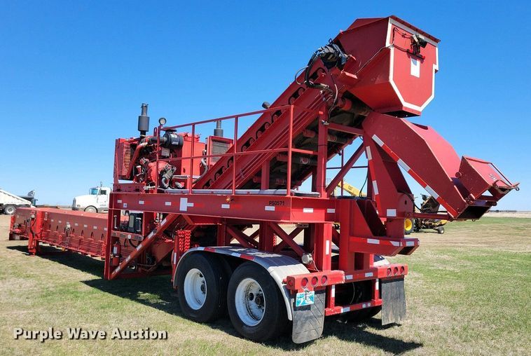 image for item EA2436 2014 Keystone Oilfield Fabrication STB-36 sand conveyor