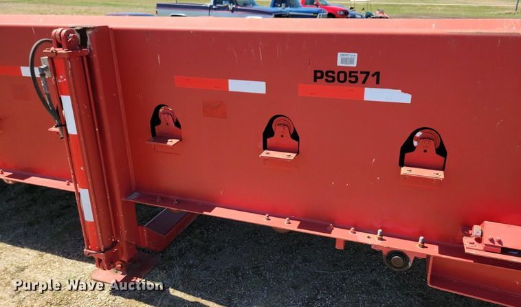 image for item EA2436 2014 Keystone Oilfield Fabrication STB-36 sand conveyor