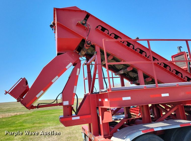 image for item EA2436 2014 Keystone Oilfield Fabrication STB-36 sand conveyor