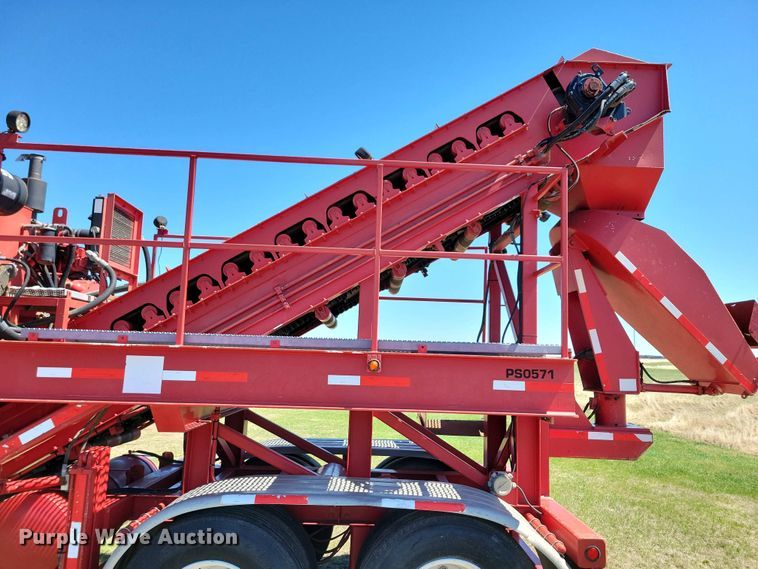 image for item EA2436 2014 Keystone Oilfield Fabrication STB-36 sand conveyor