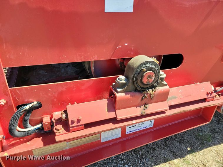 image for item EA2436 2014 Keystone Oilfield Fabrication STB-36 sand conveyor