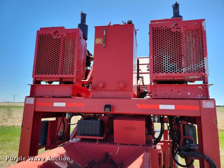 image for item EA2436 2014 Keystone Oilfield Fabrication STB-36 sand conveyor