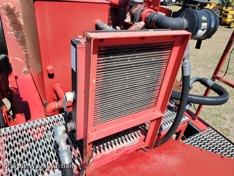 image for item EA2436 2014 Keystone Oilfield Fabrication STB-36 sand conveyor