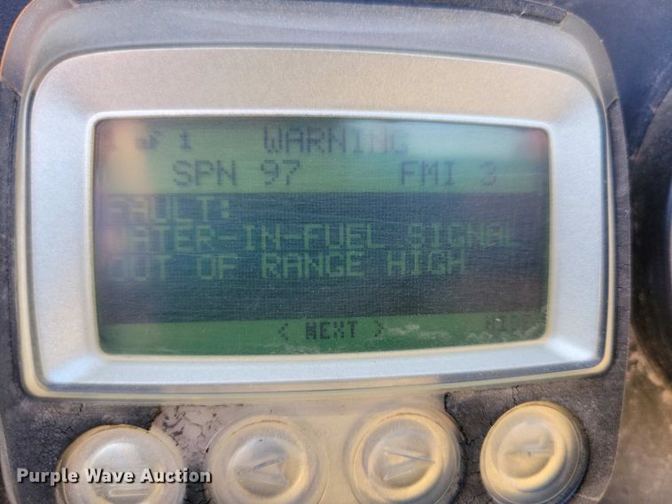 image for item EA2436 2014 Keystone Oilfield Fabrication STB-36 sand conveyor