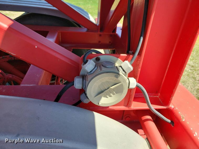 image for item EA2436 2014 Keystone Oilfield Fabrication STB-36 sand conveyor